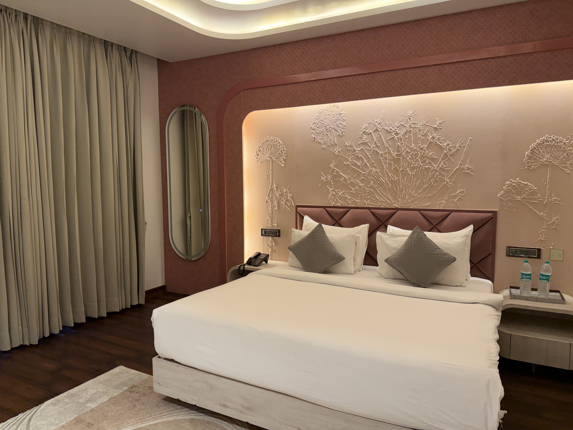 Blush Bouquet Suite